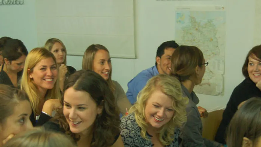 Mesa redonda “El Bilingüismo como experiencia en el programa Teach &amp; Learn”