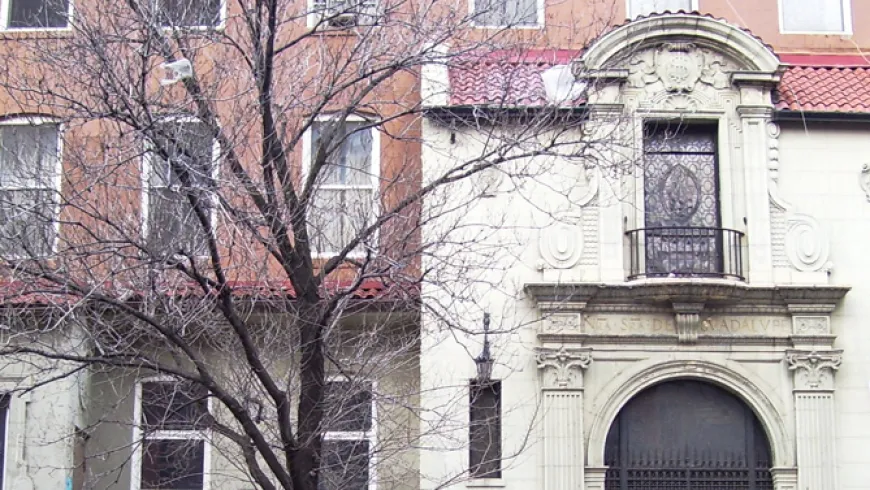 Para orar en castellano. La apertura de la primera parroquia española de Nueva York: Nuestra Señora de Guadalupe