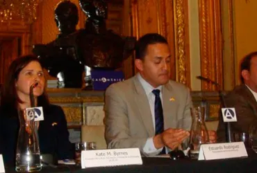 Mesa redonda “Debate 2012: las elecciones en Estados Unidos”