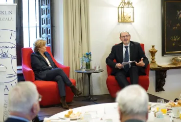 Soraya Sáenz de Santamaría y José Antonio Gonzalo Angulo | III Desayuno de Acción de Gracias del Instituto Franklin-UAH