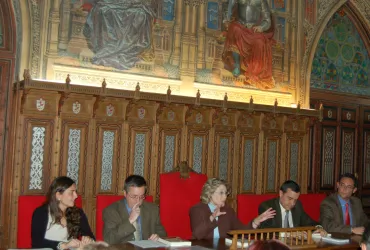 La presentación del libro "Historia de la Nueva México" de Gaspar de Villagrá reúne a más de 70 alcalaínos