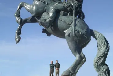Escultura de Don Juan de Oñate en El Paso, Texas, busca hermanarse con una homóloga en Madrid